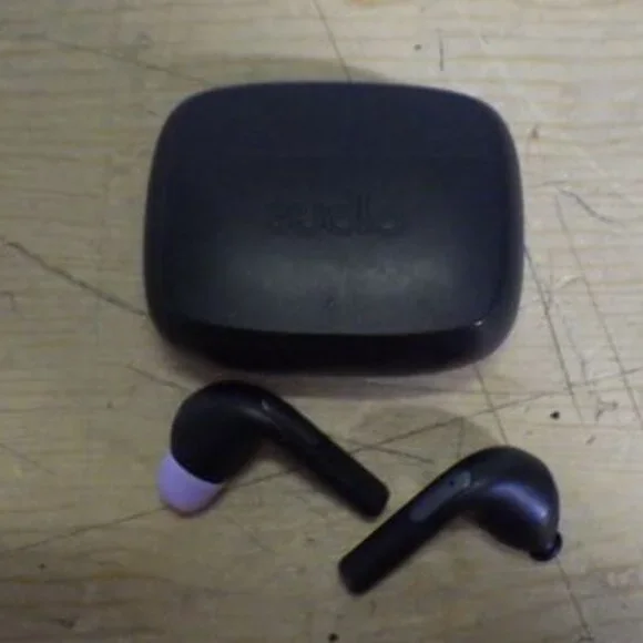 Sudio Earbuds - Picture 3 of 3
